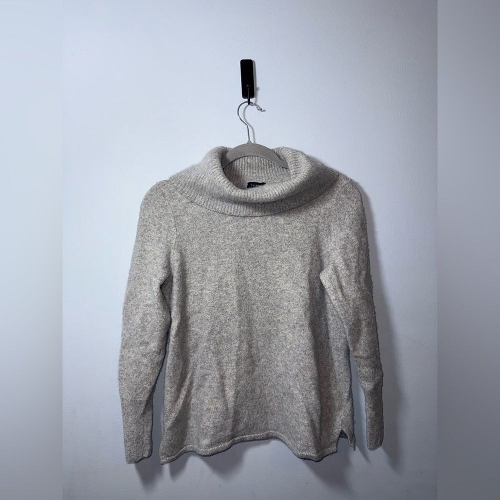 Talbots Women’s 100% Cashmere Gray pullover sweater size XS/Small EUC minimalist